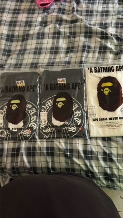 A bathing APE