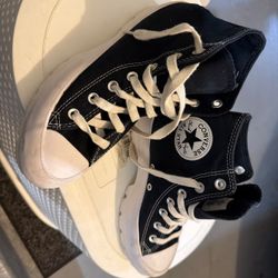 Converse sneakers size US 8 women