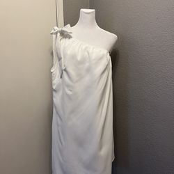 Women’s One Shoulder White Dress Size Medium