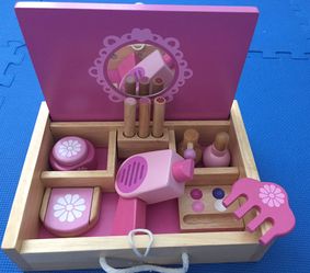 Wooden Beauty Kit
