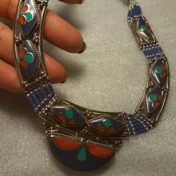 Such A Master Gorgeous Piece Ladies Necklace. 