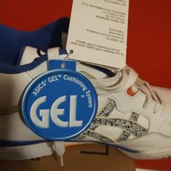 ASICS HIGH TOP......New , Never worn ( only tried them on)..Size 13...No Box