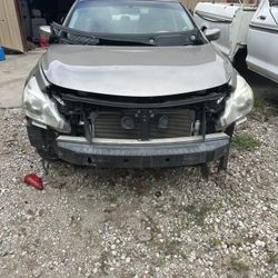 2013-15 NISSAN ALTIMA ALL THE PARTS OF THIS CAR ARE SOLD