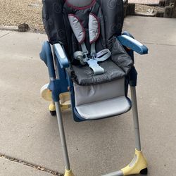 Highchair — CHICCO Highchair (mix/match) — $40 obo