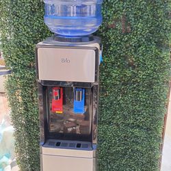 Dispensador de agua 💧💧