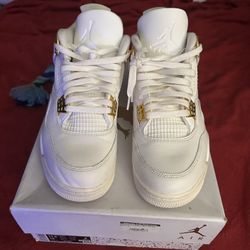 Jordan 4s Size 9.5