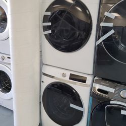 New Samsung Large Capacity Front Load Washer And Electric 220volt Dryer Set With Steam 