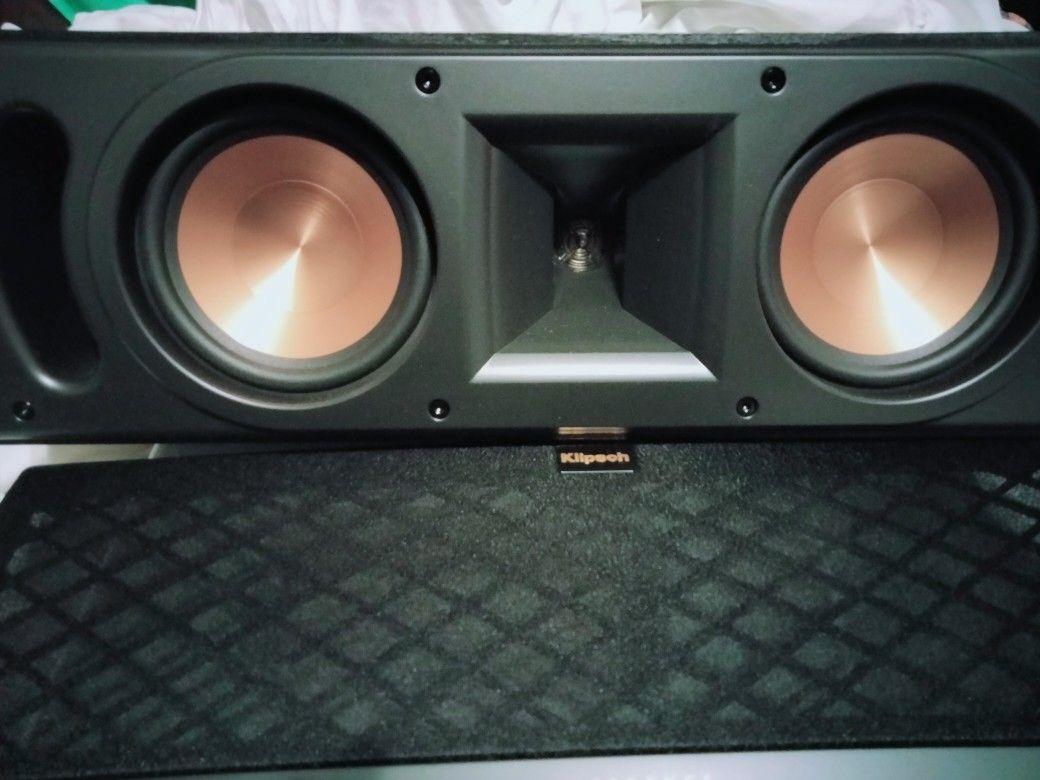 Klipsch RC-52 II Center Speaker