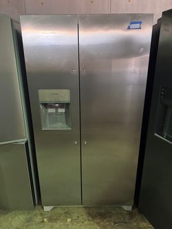 🚨 (Scratch & Dent) Side-by-Side Refrigerator – Stainless Steel – Frigidaire 🚨