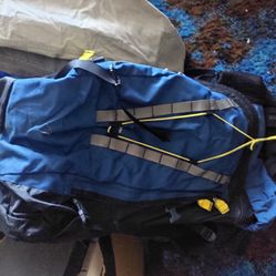 Mountiansmith Backpack Frosfire