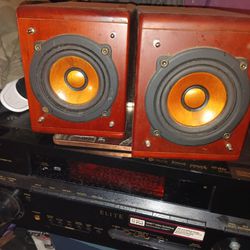 $60 Speaker's 