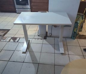 Haworth Electric Adjustable Desk