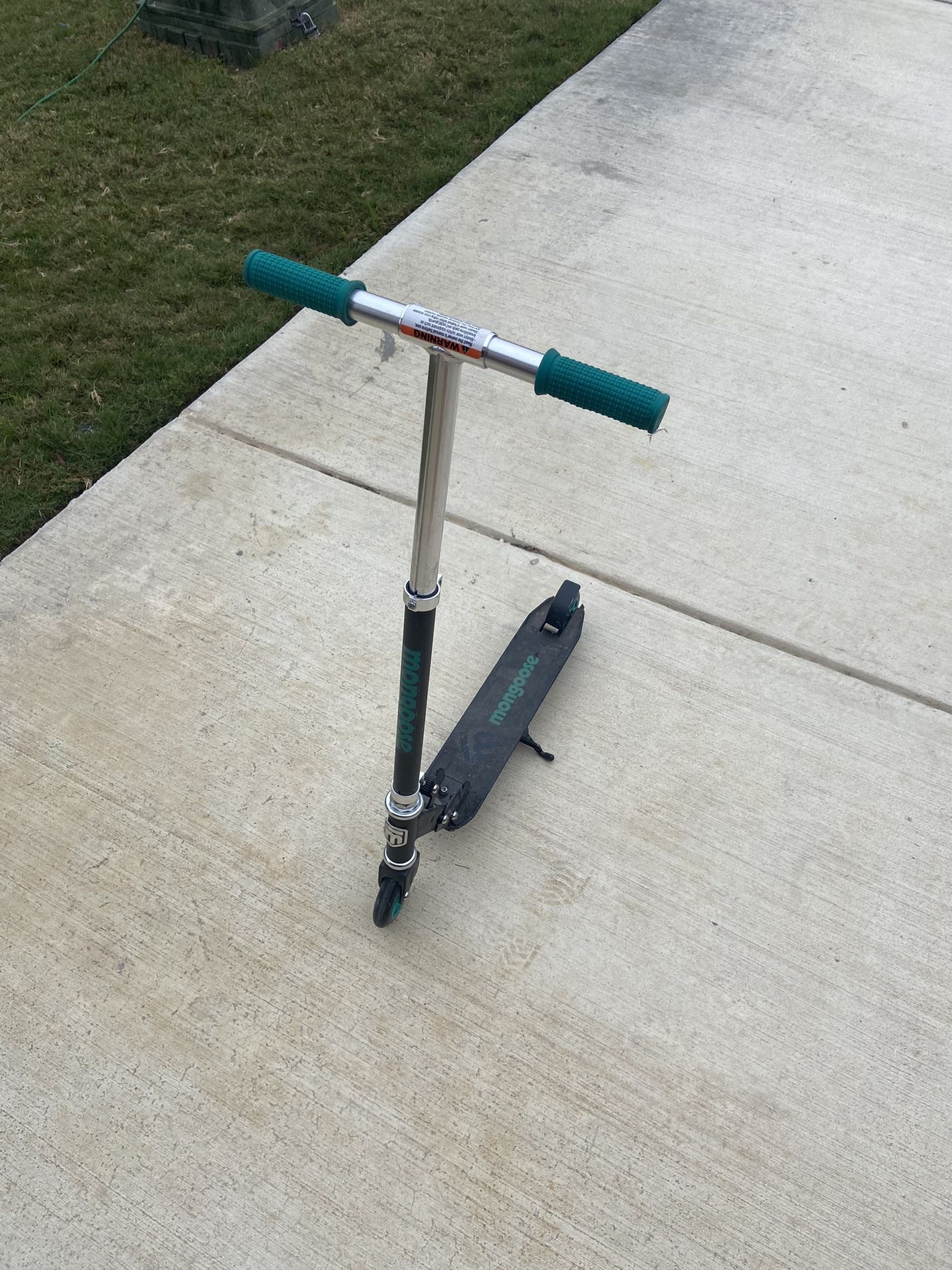 Teal Mongoose Force 2.0 Folding Scooter
