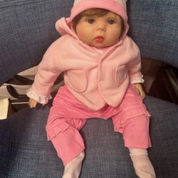 Cute Reborn Baby Doll