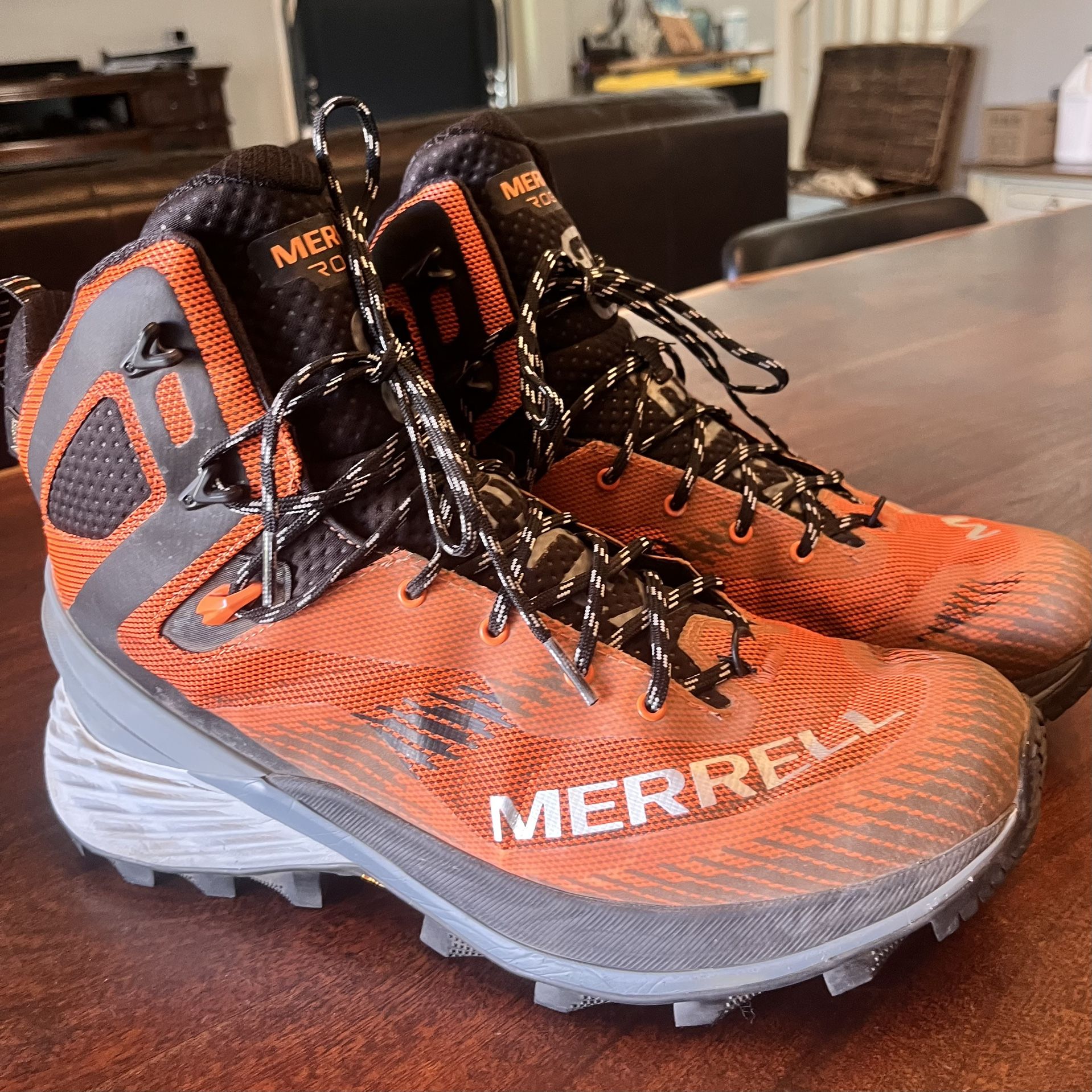 Men’s  Merrell Rogue Hiker Mid GTX Orange Size 12