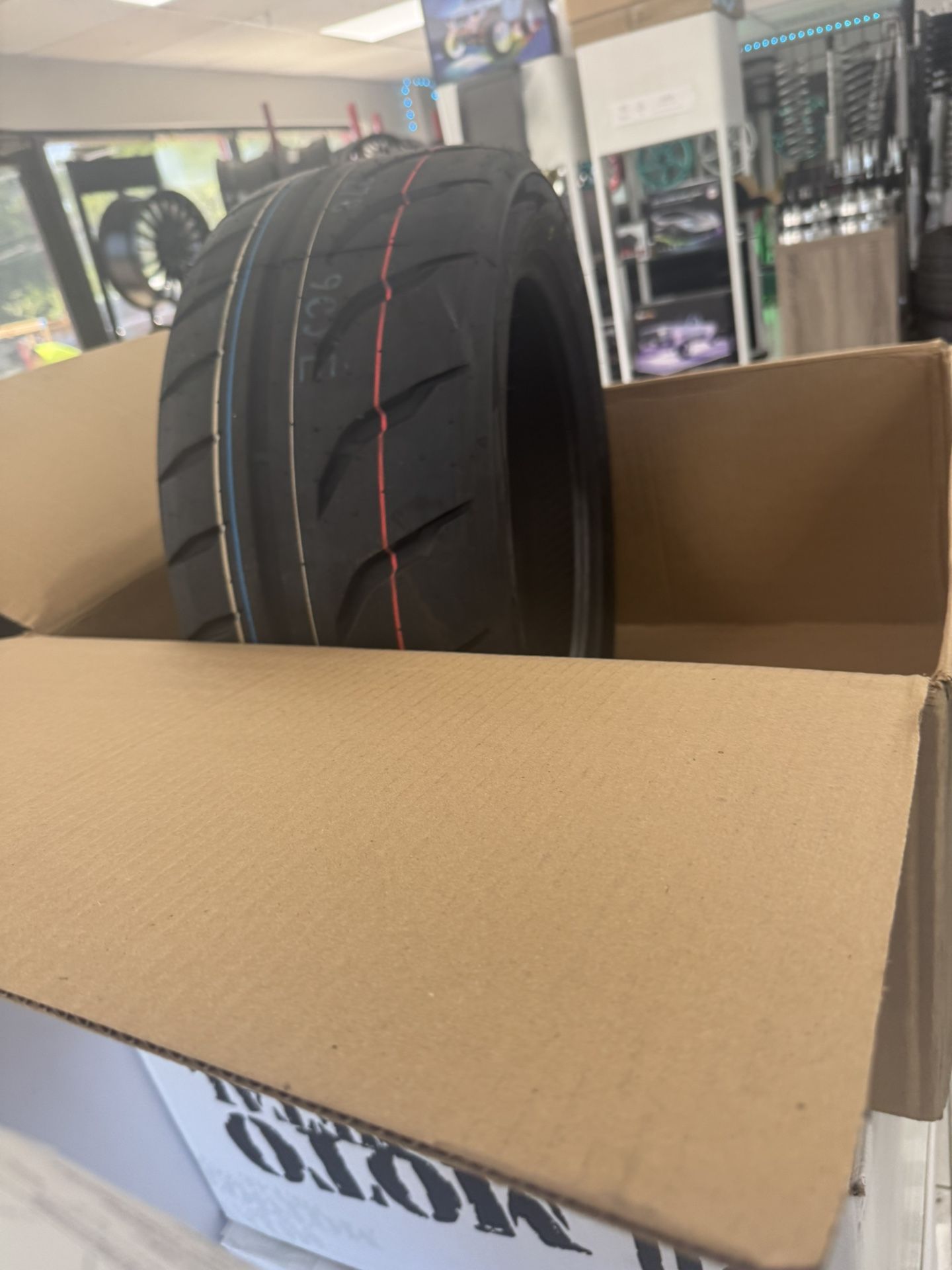 4 New Tires 800 Pack