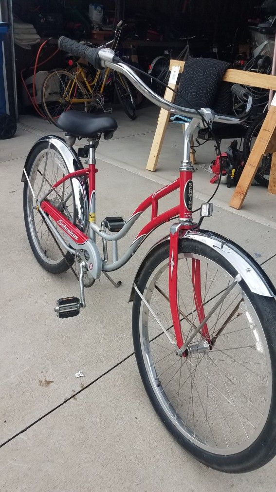 Excellent Condition Schwinn Cruiser Bike