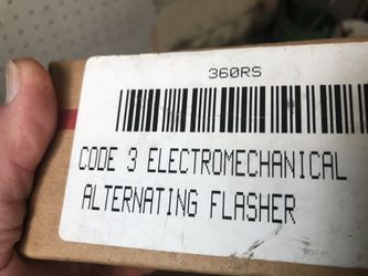 Code 3 Headlight and Taillight Flasher
