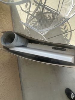 Lightly Used Overhood Range Broan