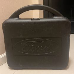 Ford Gooseneck Hitch  Kit