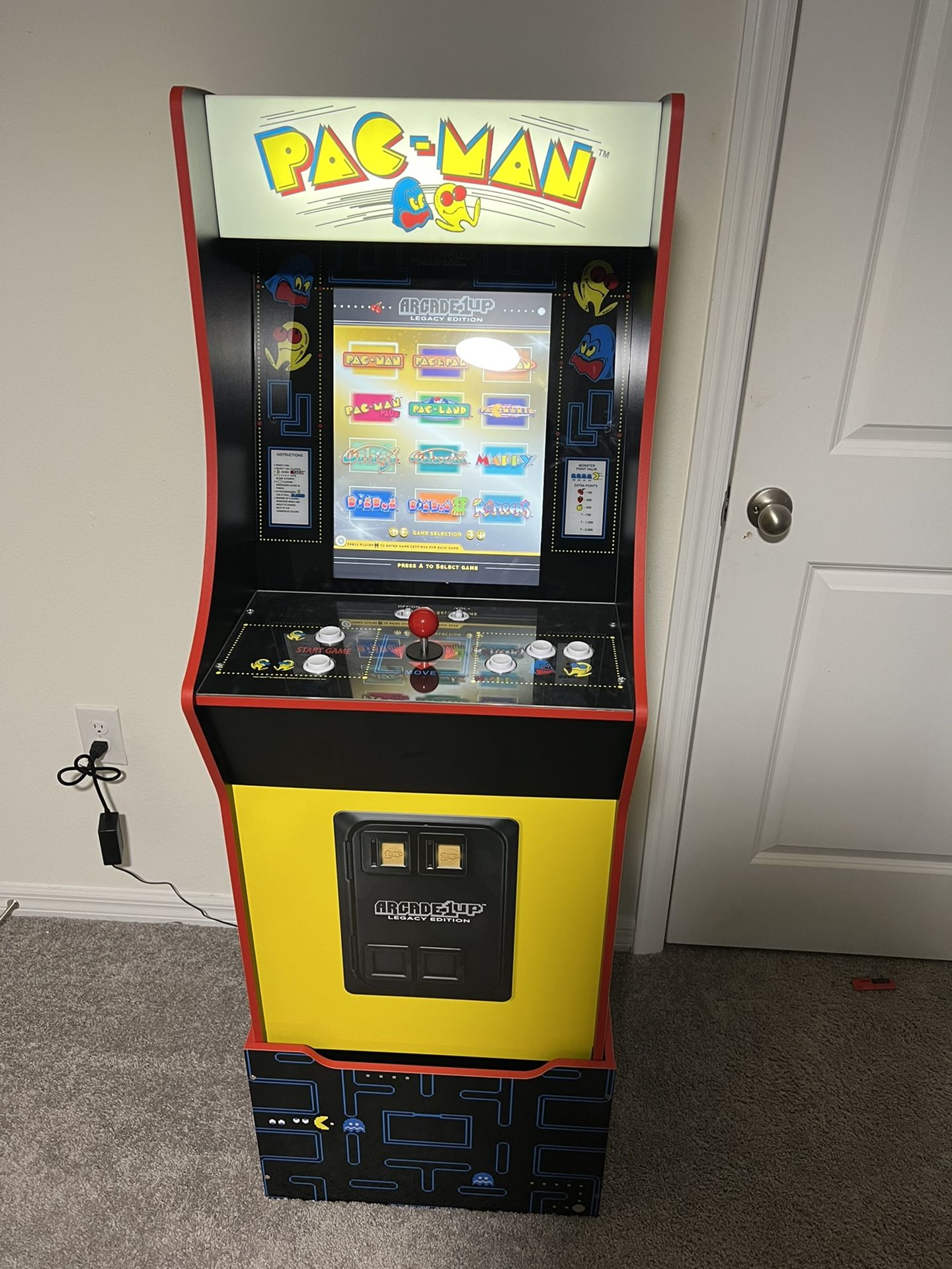 Arcade1up Pac-Man Bandai Legacy 12-in-1 Arcade