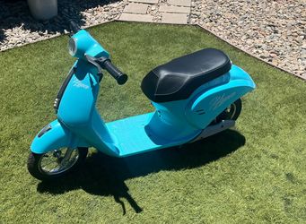 Electric Hyper retro scooter for kids
