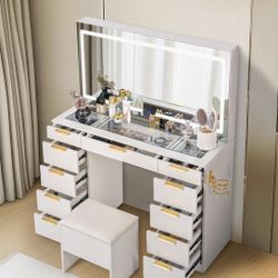 ISO Of The Young Lady That Purchased This From Me 