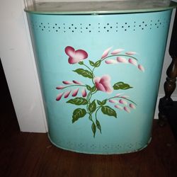 RARE 1950s Tin/Metal Laundry Basket Beautiful Design Hamper 