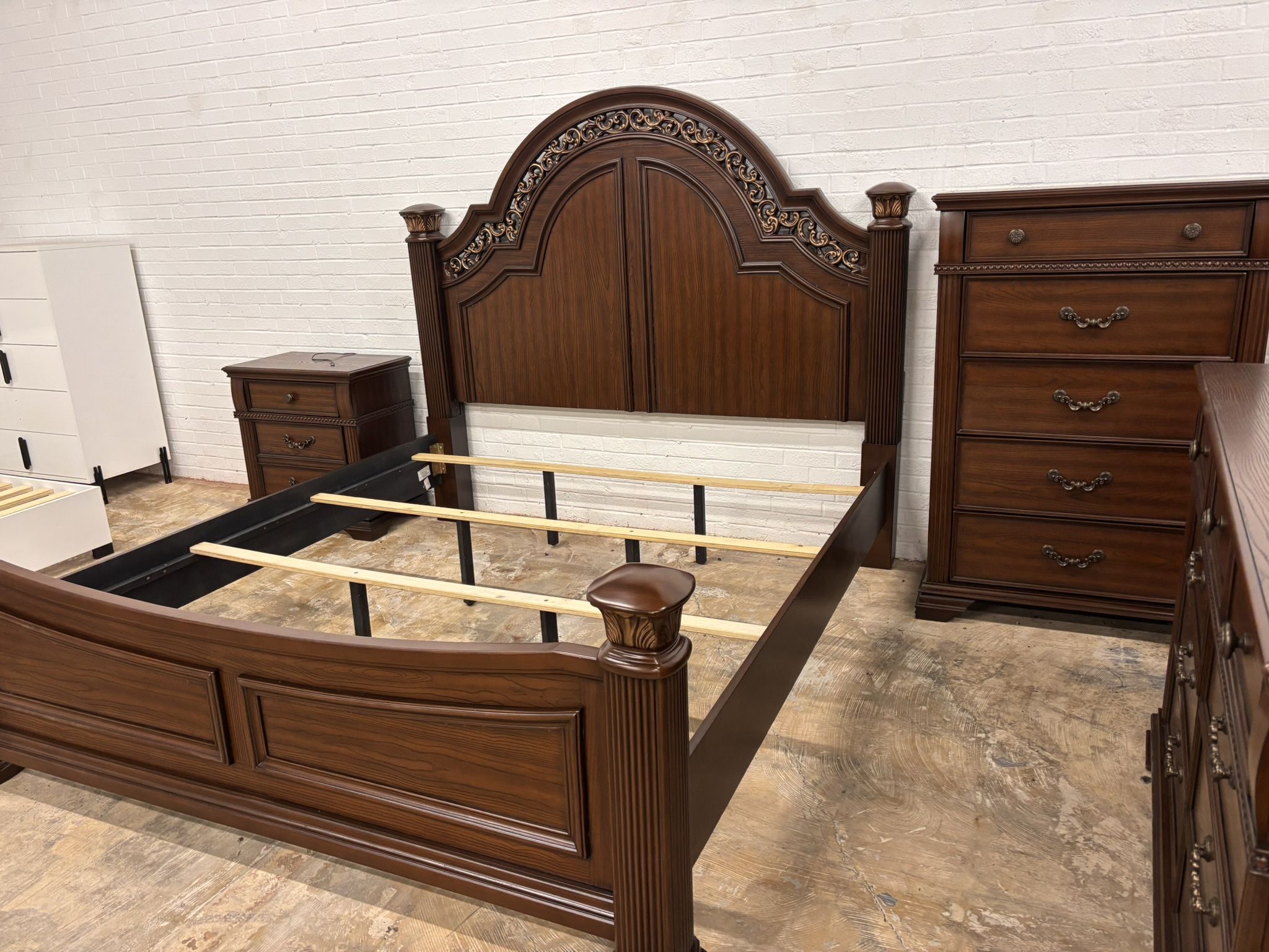 King Bedroom Set