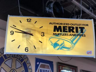 Vintage Merit Muffler Light / Clock