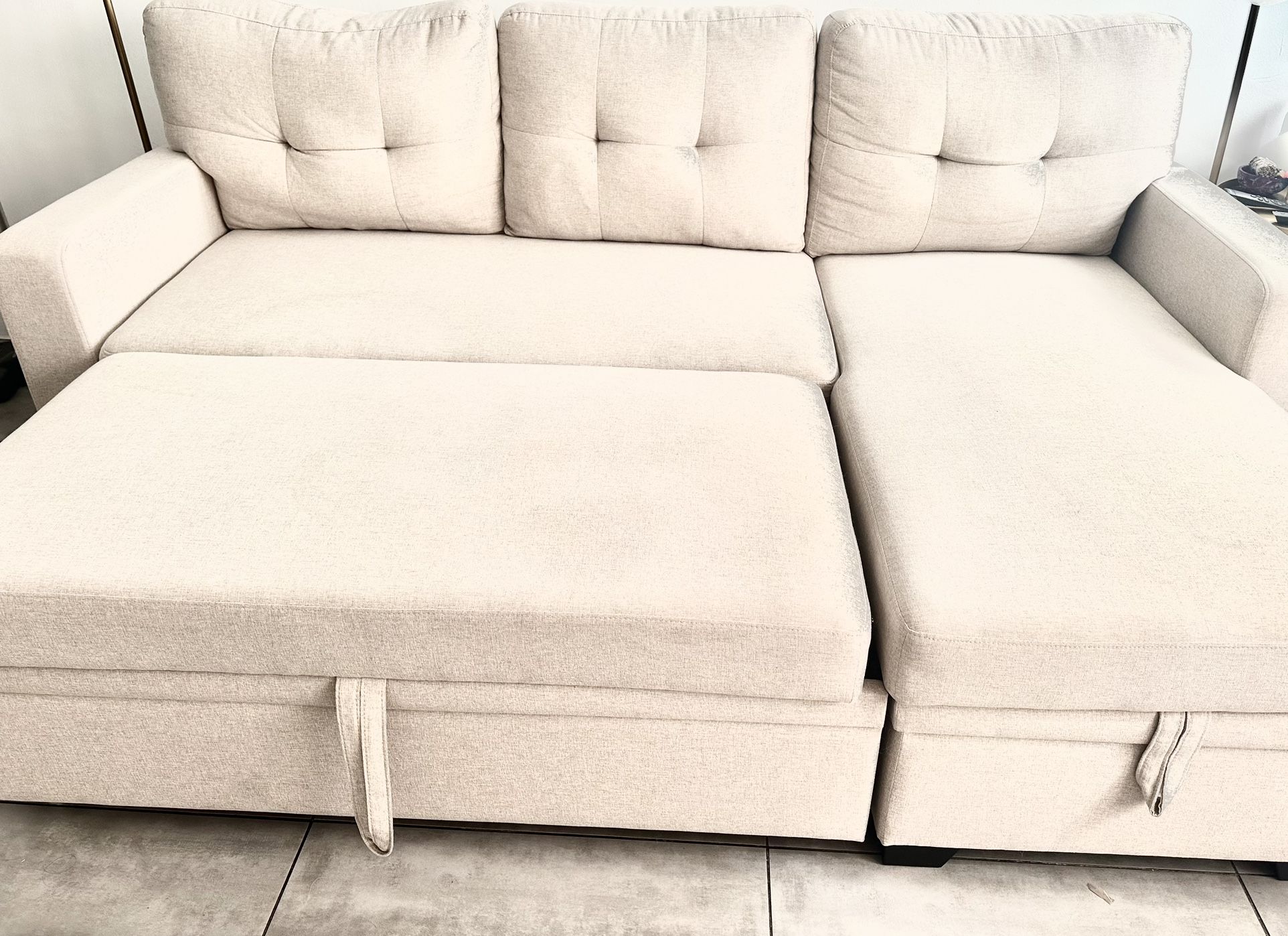 Pull Out Couch With Storage