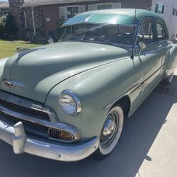 1951 CHEVY STYLELINE DELUXE