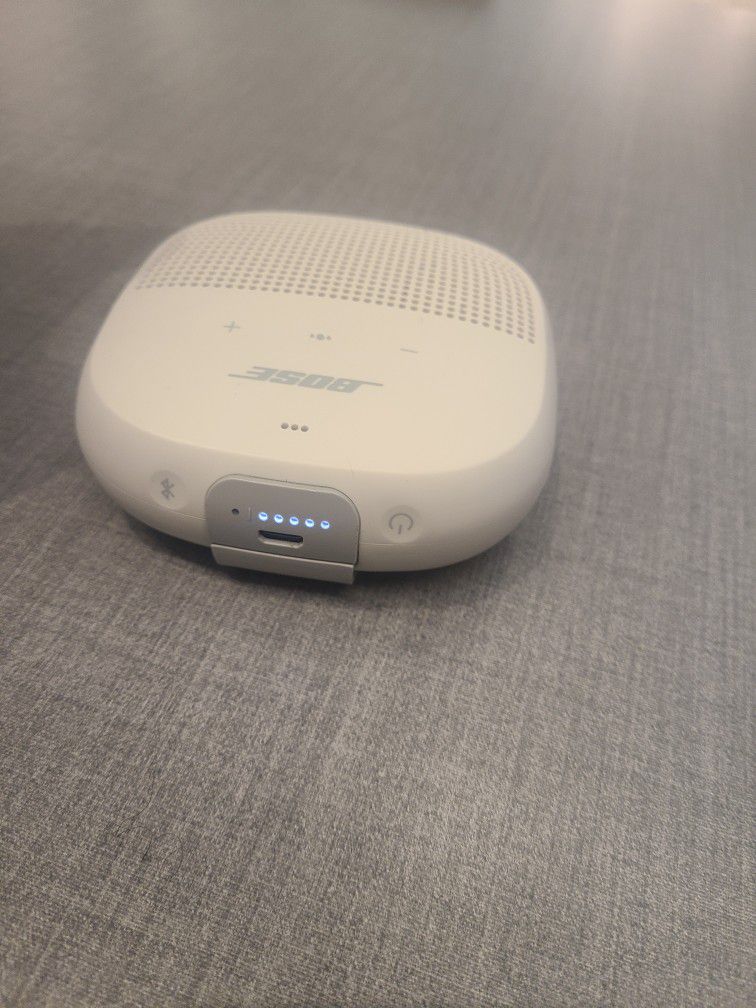 Bose, Soundlink Micro: White Bluetooth Speaker