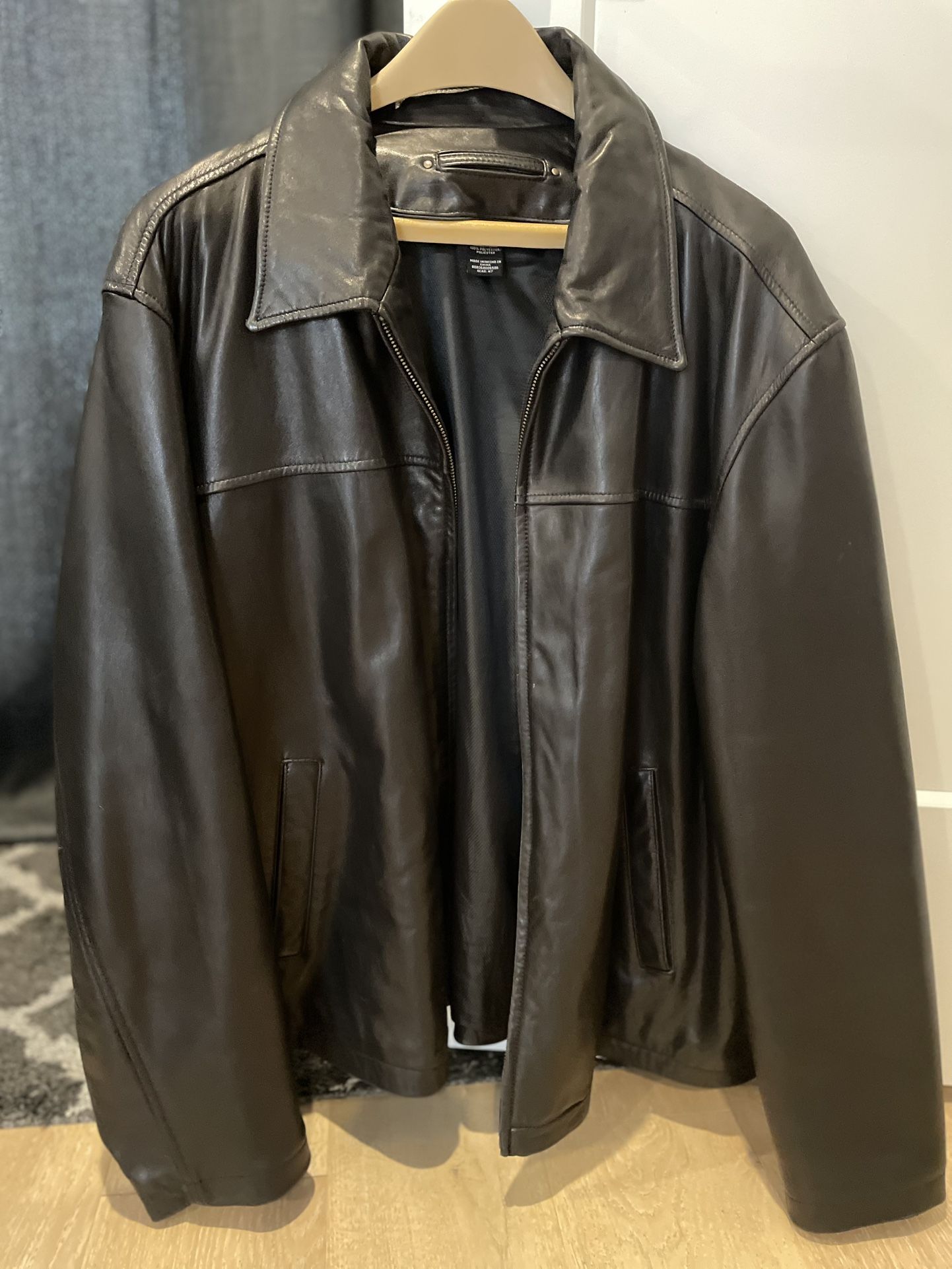 Men’s Leather Jacket