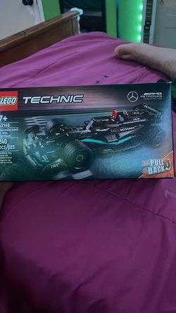 LEGO Technic Mercedes-AMG F1 W14 Pull-Back