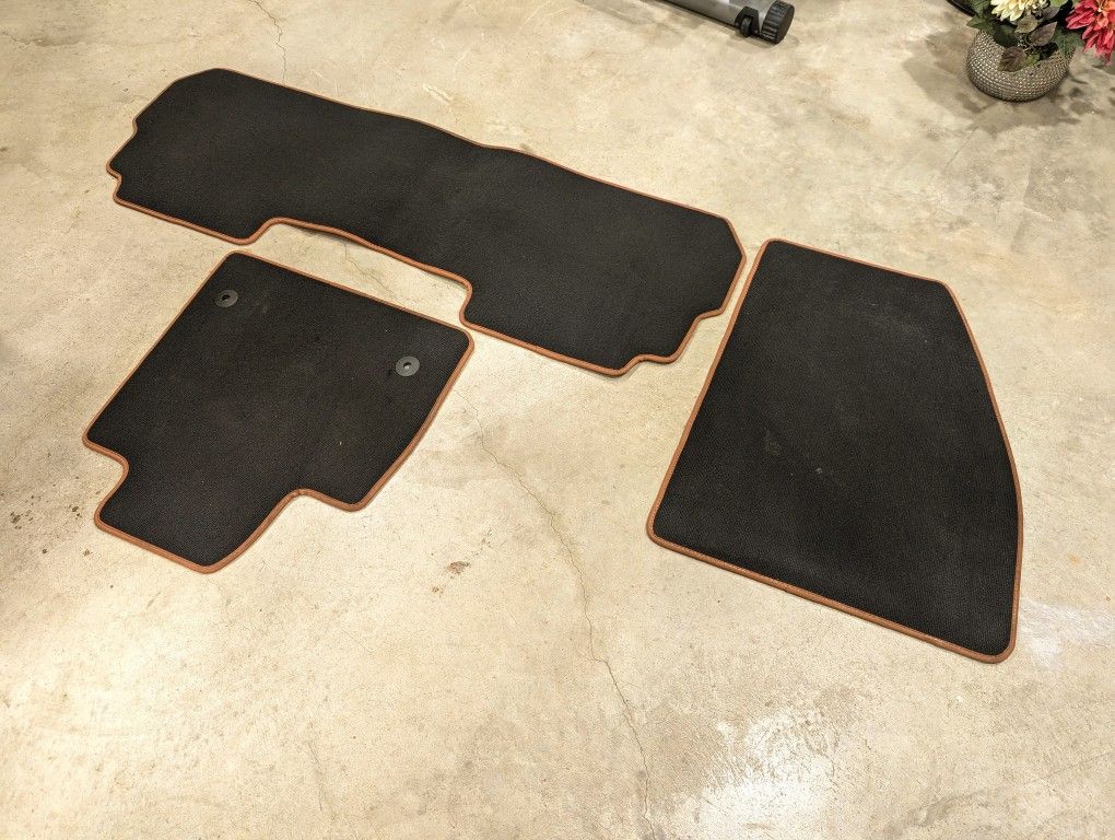 Vehicle Floor Mats