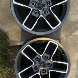 JEEP GLADIATOR WHEEL OR TIRES TOGETHER O SEPERATE