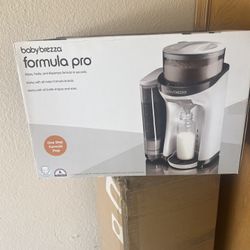 Baby Brezza  Pro Advanced Formula Dispenser