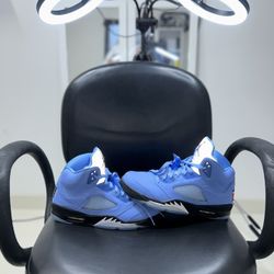 Jordan 5 Retro UNC University Blue With box/ Worn Size| 10.0M