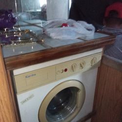 Must sell today  94 rv