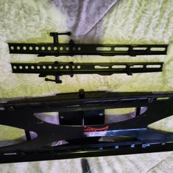 Wall mount up to 85 inch with screws for the wall and tv