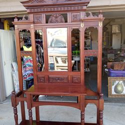 BEAUTIFUL LARGE HALL TREE WITH BEVELED MIRROR 