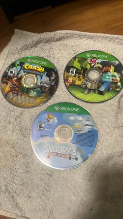 Xbox One Minecraft Krash bandicoot snoopy grand adventure call of duty advance infinite ww2 modern warfare ghosts cold war vanguard