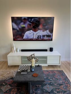 Modani, Epopee TV Stand White