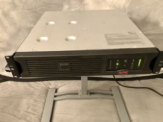 APC SMART UPS 1500