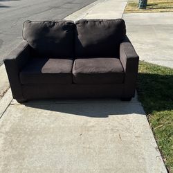 Couch Need Gone ASAP 