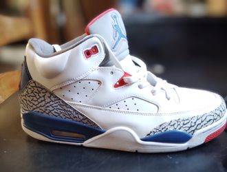 Air Jordan Son of Mars Sneakers
