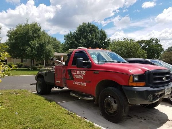 For sale tow truck for Sale in San Antonio, TX - OfferUp
