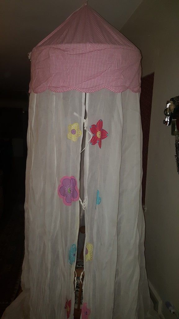 Pink & White gingham canopy