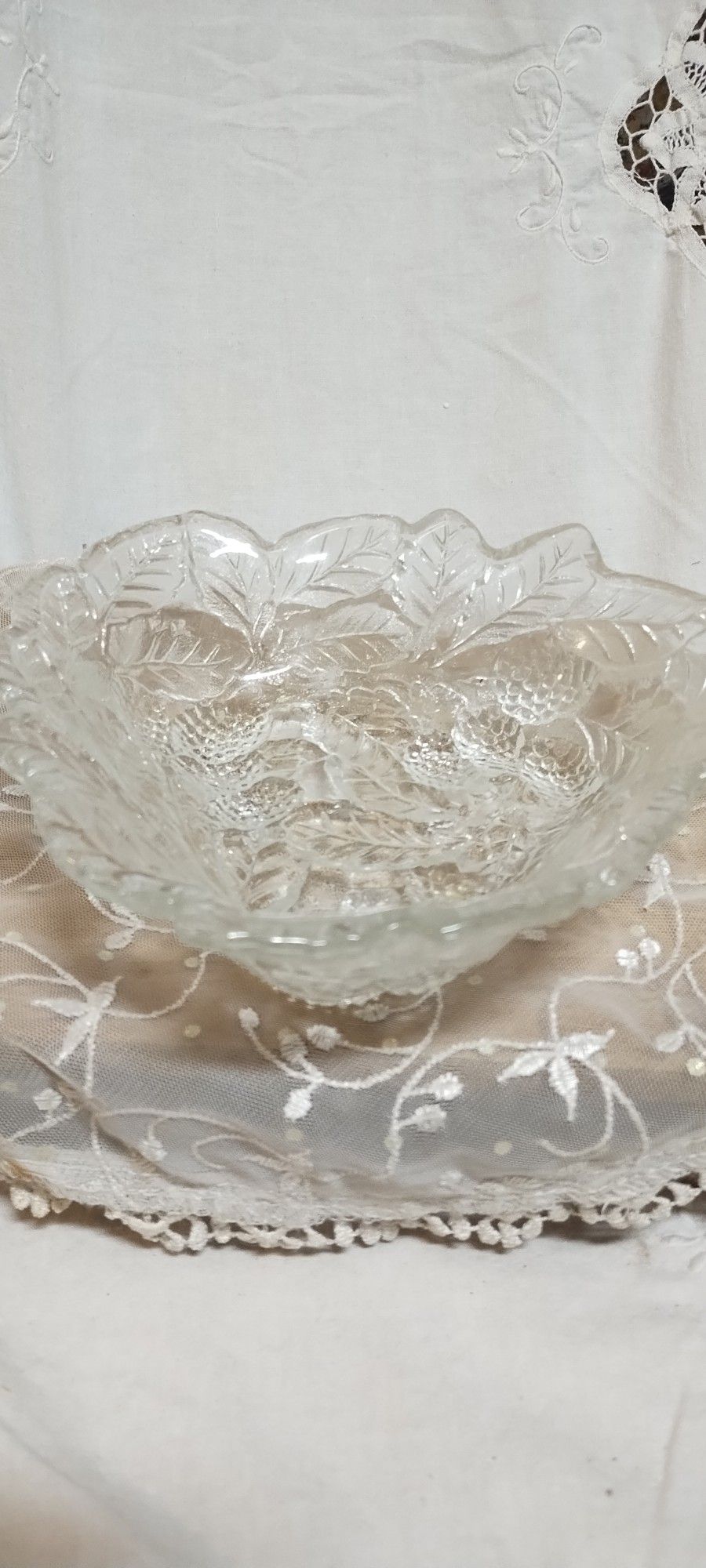 Vintage Indiana Glass Logan Berry Clear Dish